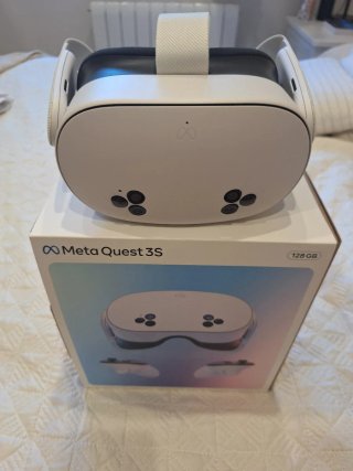 Meta Quest 3S 128GB y estuche oficial de meta
