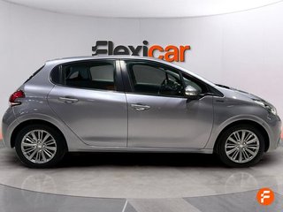 Peugeot 208 5P Signature 1.2L PureTech 60KW (82CV)