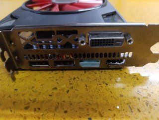 XFX RX 570 8GB Tarjeta Gráfica