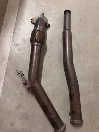 Downpipe 3 pulgadas VW Golf 5 GTI