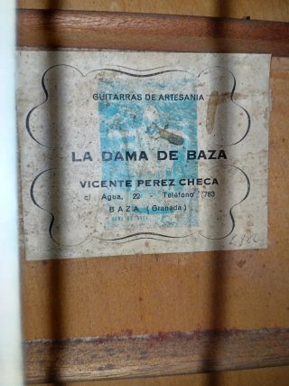 Guitarra Vicente Pérez Checa 1980 - Para restaurar