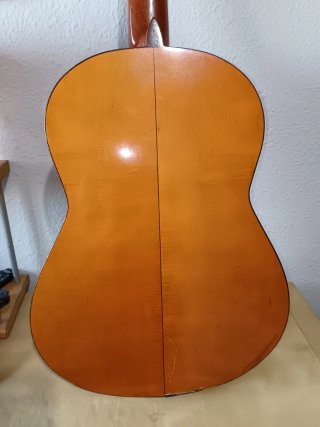 Guitarra Vicente Pérez Checa 1980 - Para restaurar