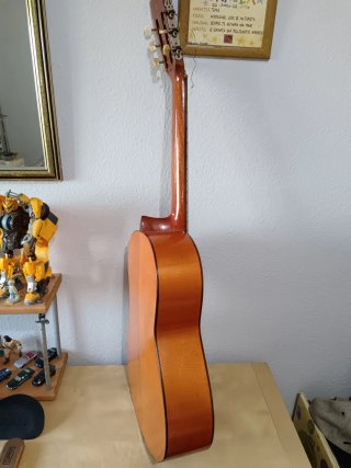 Guitarra Vicente Pérez Checa 1980 - Para restaurar