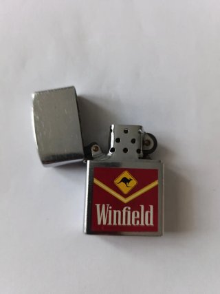 Accendino vintage Winfield