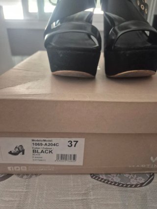Tacones Martinelli Talla 37 Negros