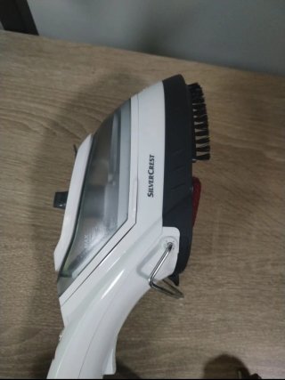 Plancha de ropa portátil