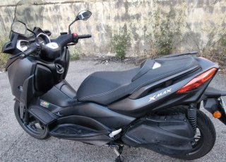 Maxi Scooter Negra y Gris