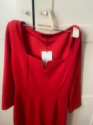 Mono Bershka rojo