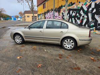 Skoda Superb 2005