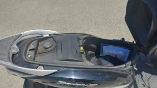 Sym Symphony 125cc Scooter Distintivo C