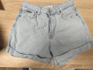 Shorts vaqueros Stradivarius Talla M