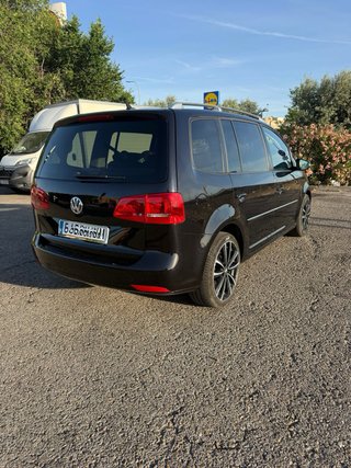 Volkswagen Touran 2011
