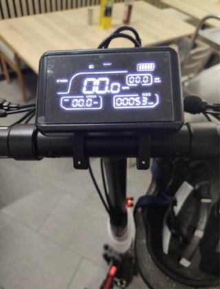 Patinete Eléctrico Seminuevo (NEGOCIABLE)