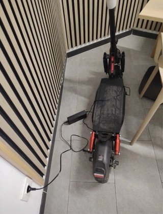 Patinete Eléctrico Seminuevo (NEGOCIABLE)