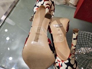Zapatos de tacón Carolina Herrera nuevos talla 37