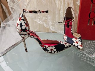 Zapatos de tacón Carolina Herrera nuevos talla 37