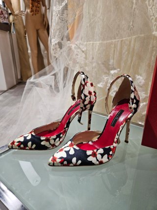Zapatos de tacón Carolina Herrera nuevos talla 37