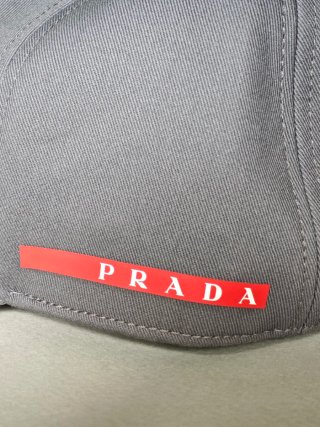 Cappello Prada Luna Rossa Grigio Rosso