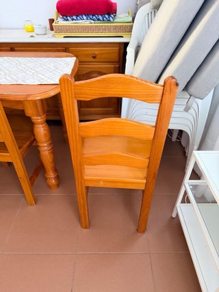 Mueble entrada espejo+Mesa+Aparador+sillas