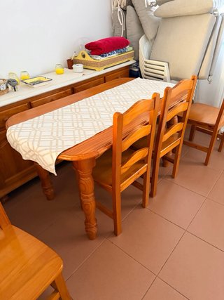 Mueble entrada espejo+Mesa+Aparador+sillas