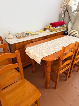Mueble entrada espejo+Mesa+Aparador+sillas