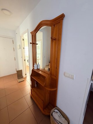 Mueble entrada espejo+Mesa+Aparador+sillas