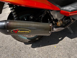 Suzuki Burgman Naranja Negro