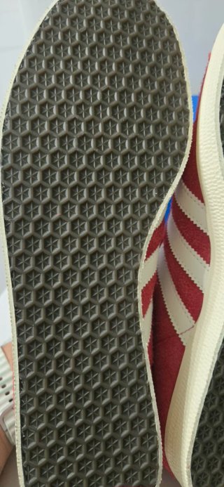 Adidas Gazelle Rojas Talla 44.5 Nuevas