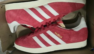 Adidas Gazelle Rojas Talla 44.5 Nuevas