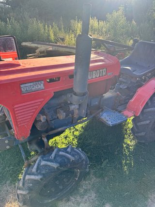 Tractor Kubota B6001