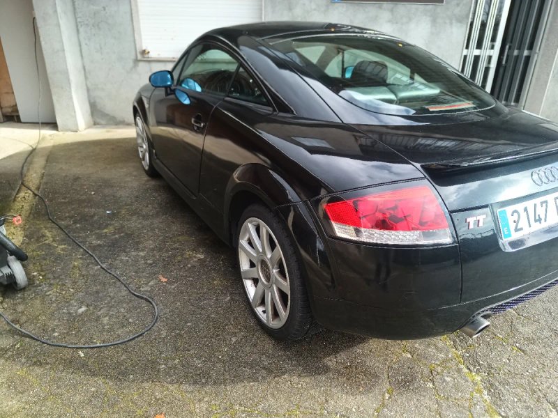 Audi TT 1998 - foto 1