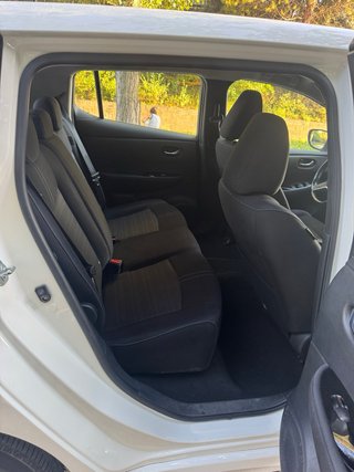 Nissan Leaf 2021