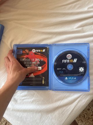 Juegos PS4 FIFA 21 y FIFA 18