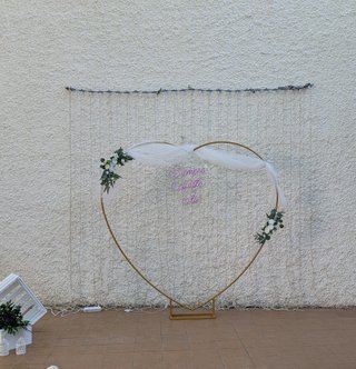 Arco Corazón Dorado 2m x 2m