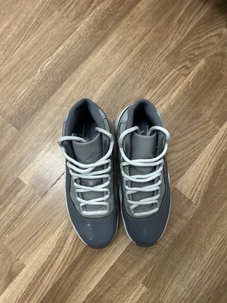 Zapatillas Jordan Grises