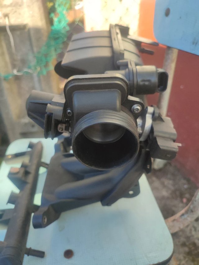 Colector Admisión Saxo 8v NFT