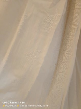 Vestido boho chic calado blanco roto