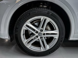Audi Q5 S-LINE