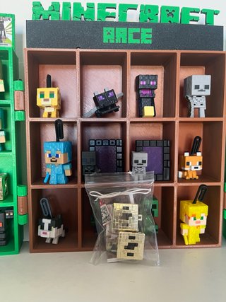 Figuras Minecraft Kinder Sorpresa