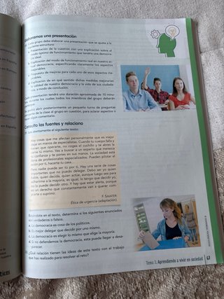 Educación en valores cívicos y éticos ESO : Com...