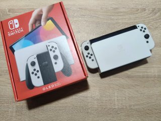 Nintendo Switch OLED Blanca + Juegos y Accesorios