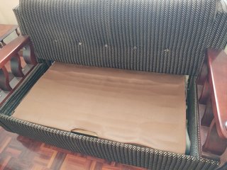 Sillones y Sofá de Tela y Madera