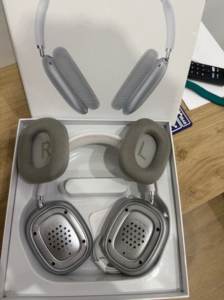 AirPods Max Argento
