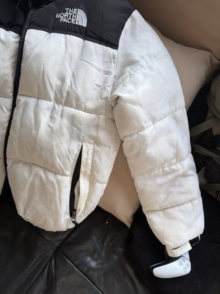 Chaqueta The North Face Negra y Blanca