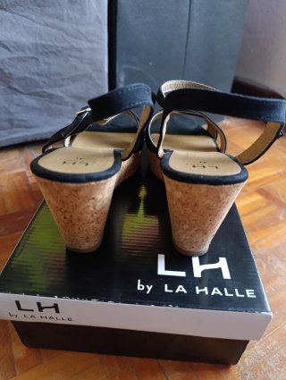 Sandalias negras