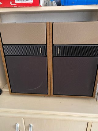 Altavoces Bose Beige y Marrón