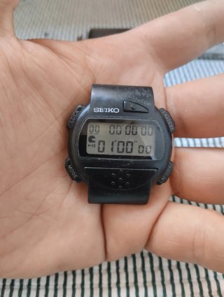 Reloj Seiko Digital Negro
