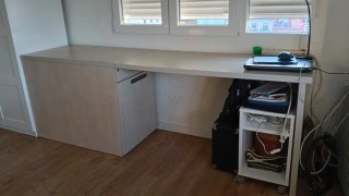 Escritorio modular con almacenaje