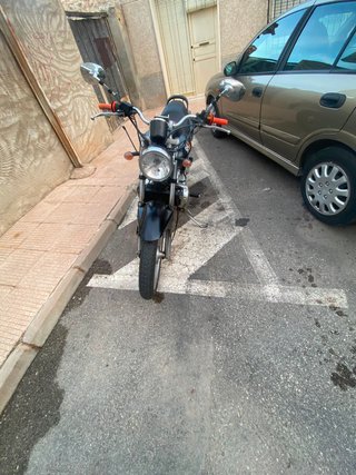 Moto Naked 125cc Negra