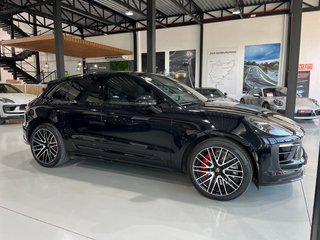 Porsche Macan GTS 2024